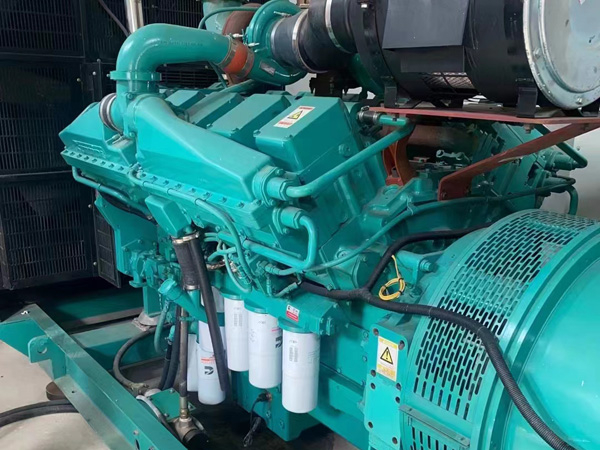 睢宁更换100kW柴油发电机组机油时，需要注意哪些事项？